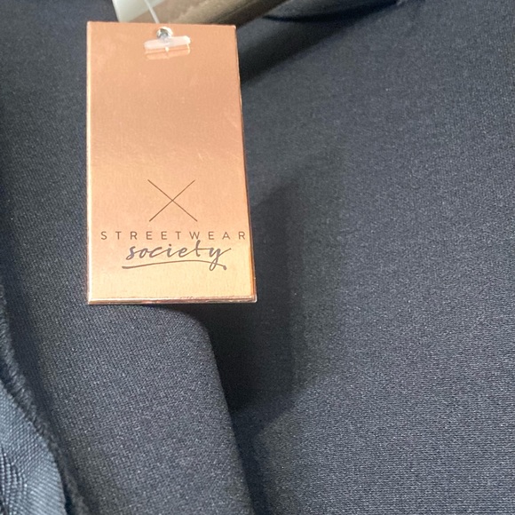 SM•NWT•STREETWEAR SOCIETY•BLACK COLD SHOULDER BODYCON MIDI DRESS• - Picture 5 of 6